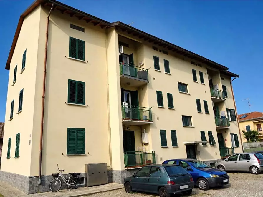 Immagine 1 di Appartamento in vendita  in Via generale luigi cadorna 20 a Castellanza