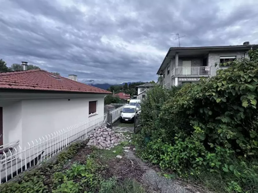 Immagine 7 di Appartamento in vendita  in Via della chiesa  10 a Luino