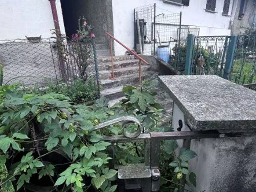 Immagine 8 di Appartamento in vendita  in Via della chiesa  10 a Luino