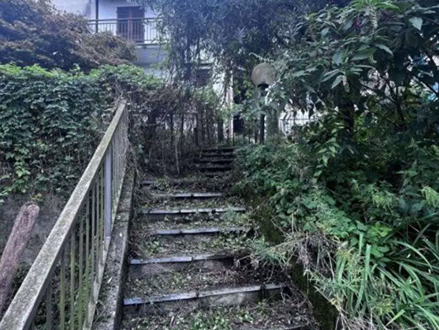 Immagine 15 di Appartamento in vendita  in Via della chiesa  10 a Luino