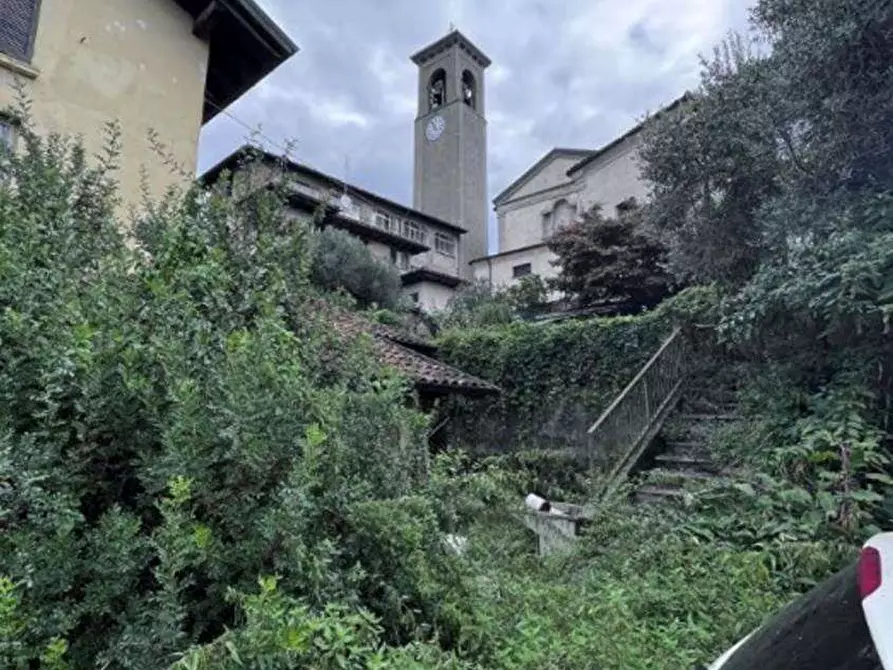 Immagine 17 di Appartamento in vendita  in Via della chiesa  10 a Luino