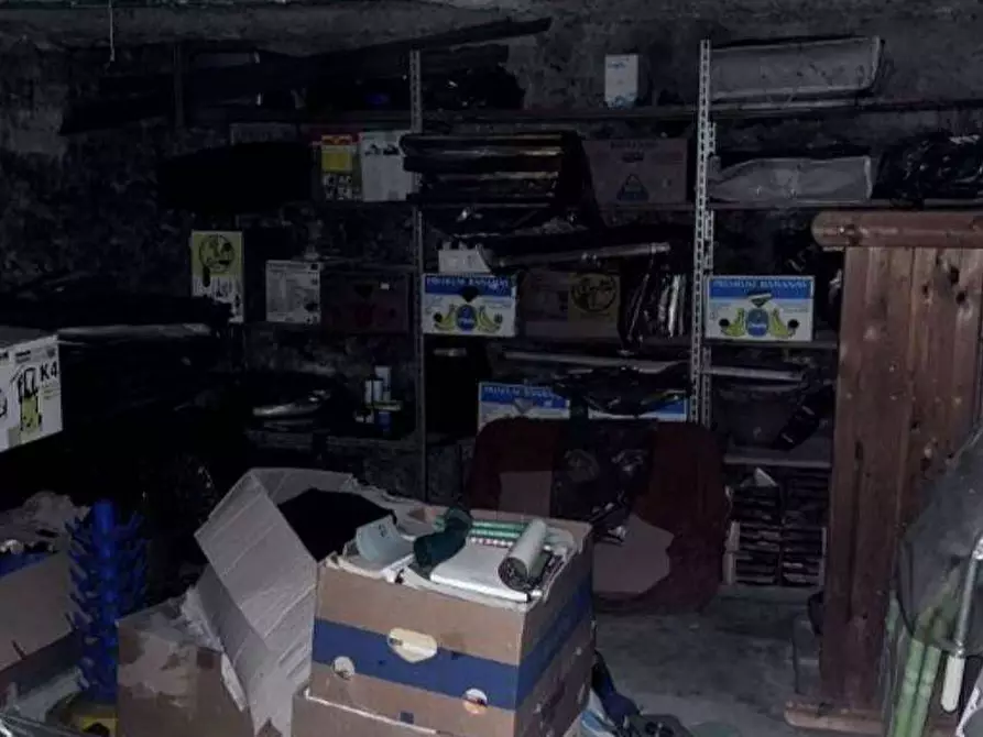 Immagine 37 di Appartamento in vendita  in Via della chiesa  10 a Luino
