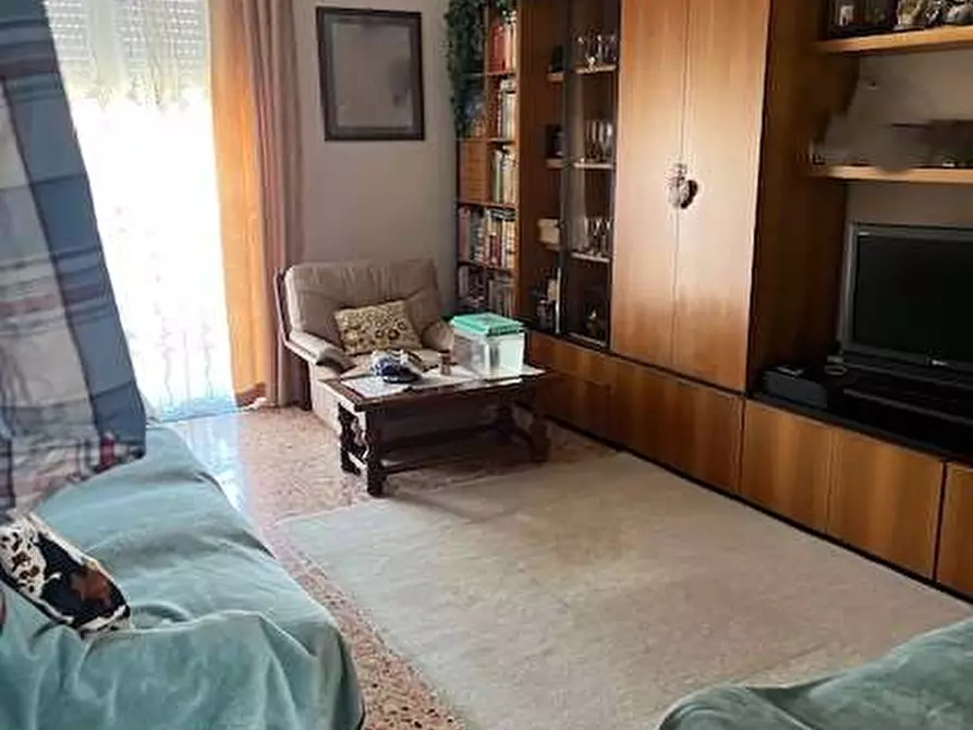 Immagine 3 di Appartamento in vendita  in Via Vittorio Emanuele 39 a Olgiate Comasco
