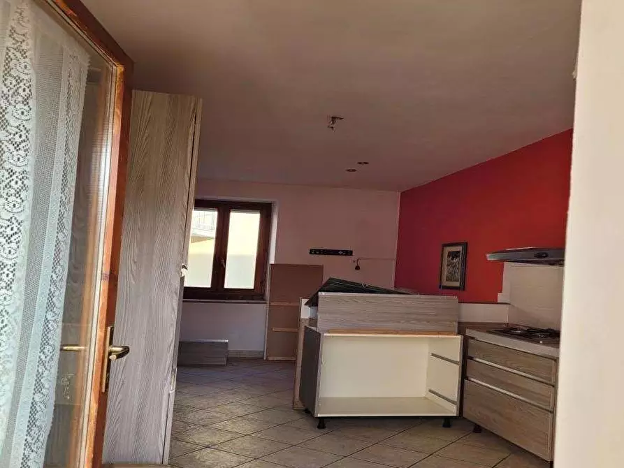 Immagine 8 di Appartamento in vendita  in Via Mazza  7 a Guanzate