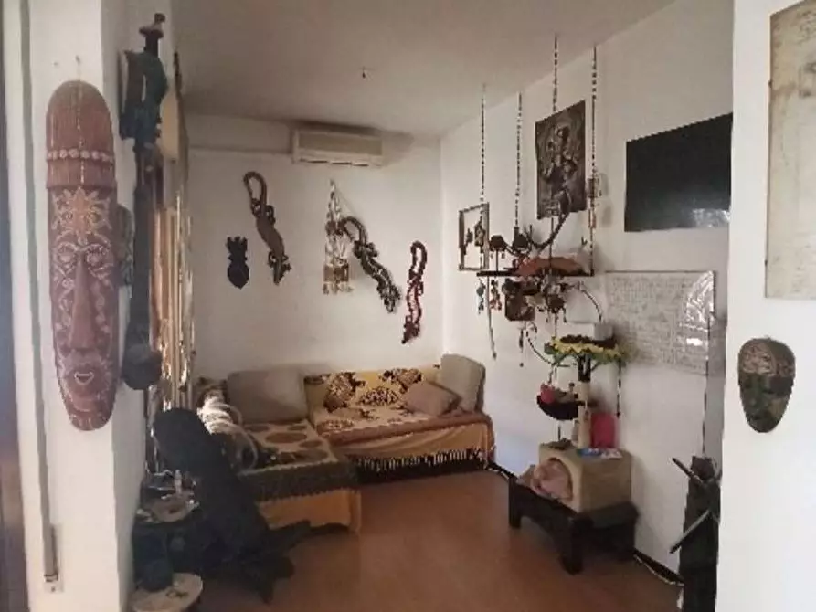 Immagine 10 di Appartamento in vendita  in Via Calabria 7/9 a Arcore