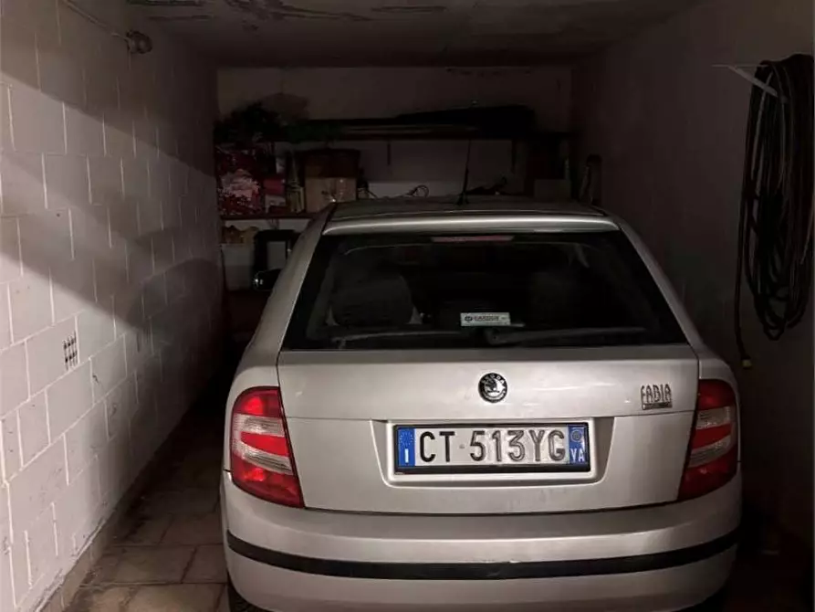 Immagine 17 di Appartamento in vendita  in Corso XXV Aprile1945  72 a Luino
