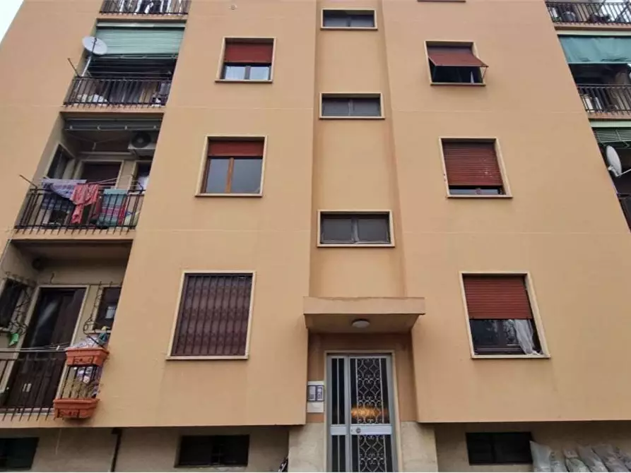 Immagine 3 di Appartamento in vendita  in Via Canova 37 a Gallarate