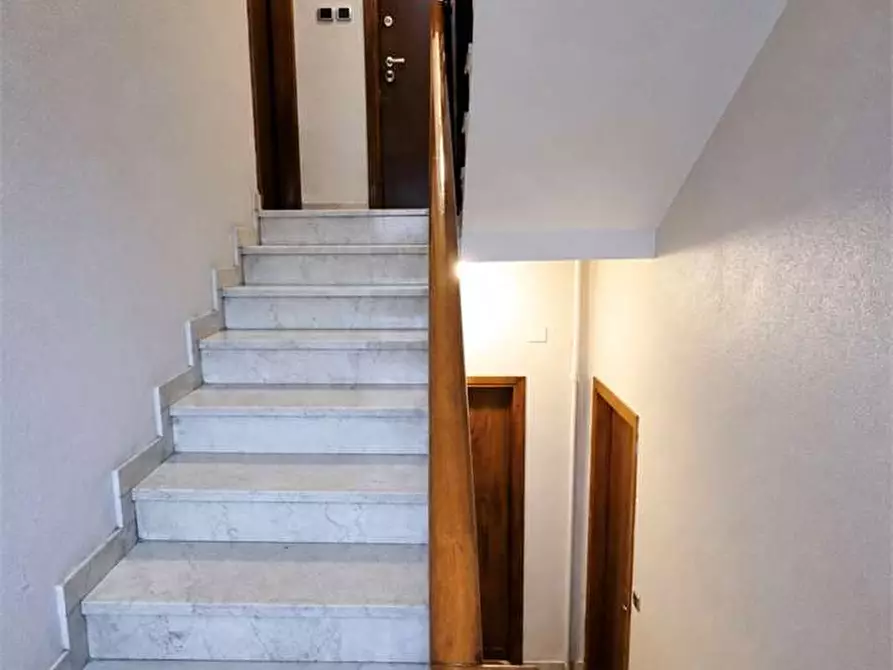 Immagine 4 di Appartamento in vendita  in Via Canova 37 a Gallarate