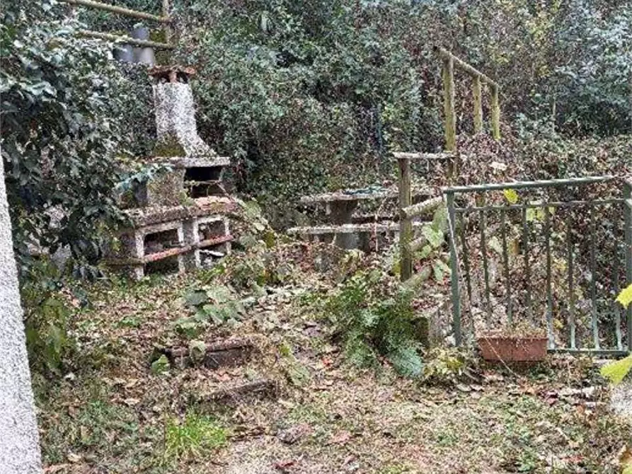 Immagine 16 di Appartamento in vendita  in Via Muceno  7/A a Porto Valtravaglia