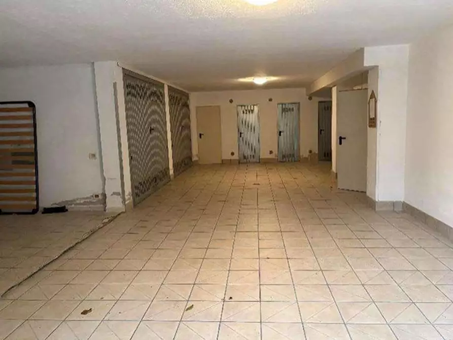 Immagine 18 di Appartamento in vendita  in Via Muceno  7/A a Porto Valtravaglia