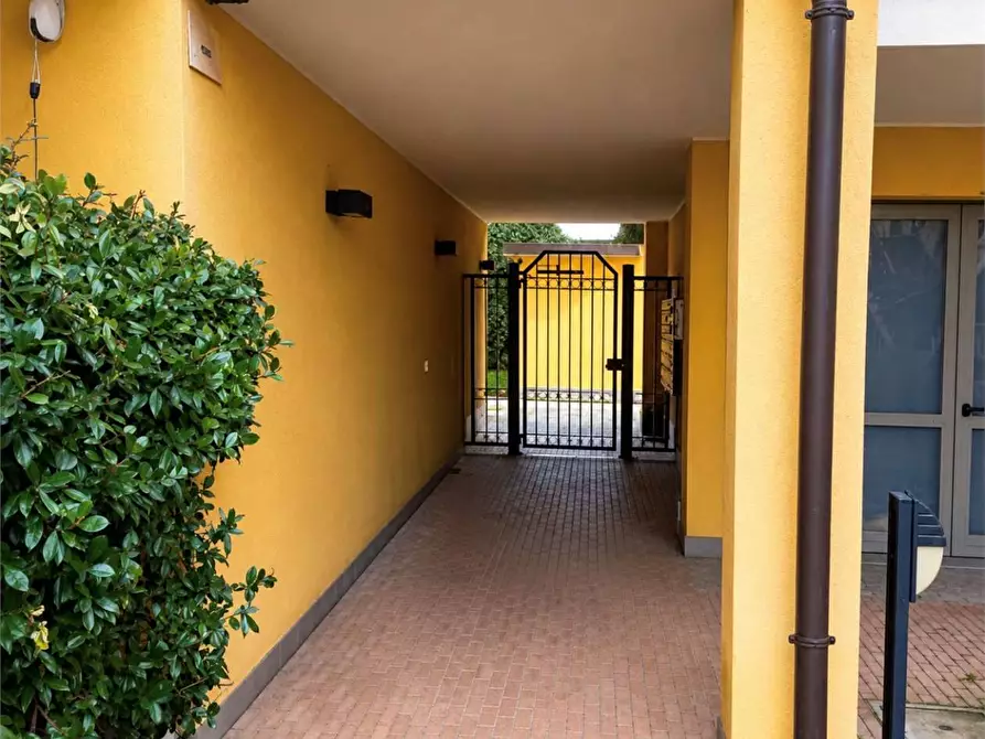 Immagine 8 di Appartamento in vendita  in Via Gramsci 65 a Arese