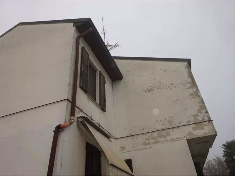 Immagine 2 di Garage in vendita  in Via Ernesto Parini 57 a Corbetta