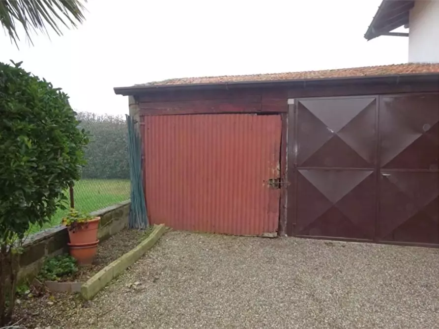 Immagine 17 di Garage in vendita  in Via Ernesto Parini 57 a Corbetta