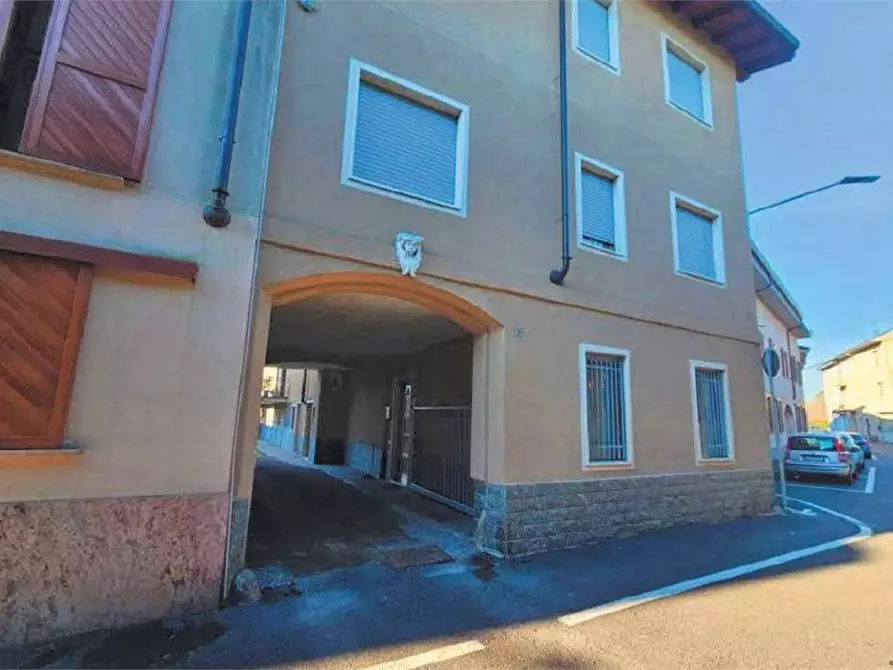 Immagine 5 di Appartamento in vendita  in Via Monsignor Paleari 41 a Pogliano Milanese