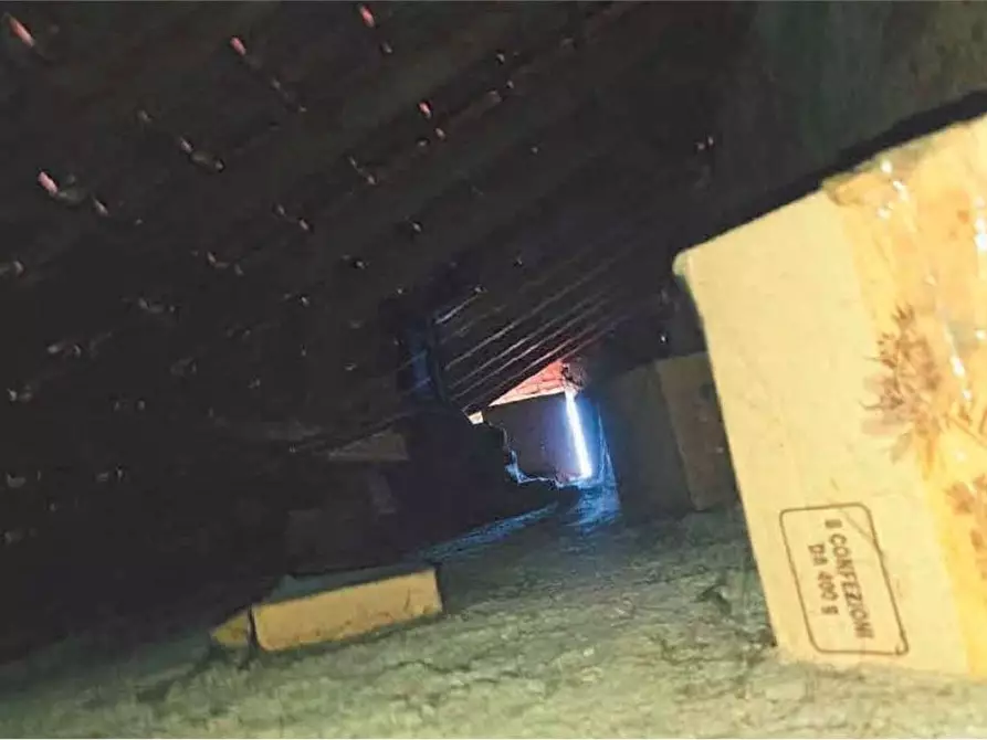 Immagine 29 di Appartamento in vendita  in Via Monsignor Paleari 41 a Pogliano Milanese
