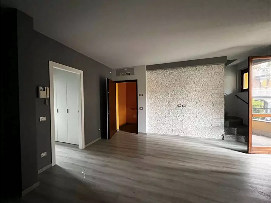 Immagine 5 di Appartamento in vendita  in Via Marconi  44 A/B a Vaprio D'adda