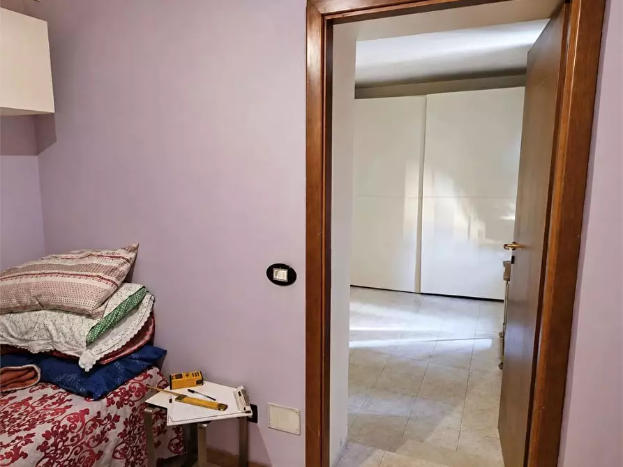 Immagine 15 di Appartamento in vendita  in Via XXV APRILE a Rosate
