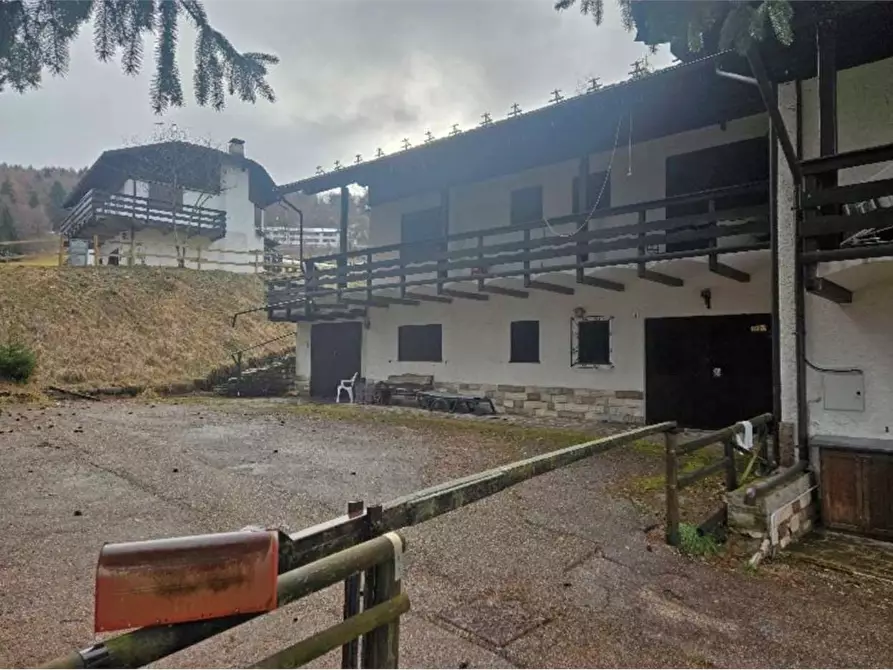 Immagine 3 di Appartamento in vendita  in Localita' Polsa, via del Bosco a Brentonico