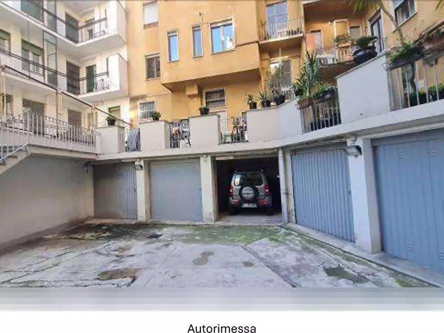 Immagine 14 di Appartamento in vendita  in Piazza Vetra a Milano