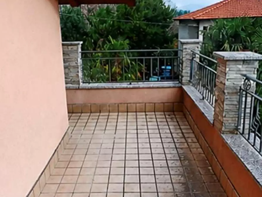 Immagine 4 di Appartamento in vendita  in Via Cardinal Ferrari 12/E a Erba