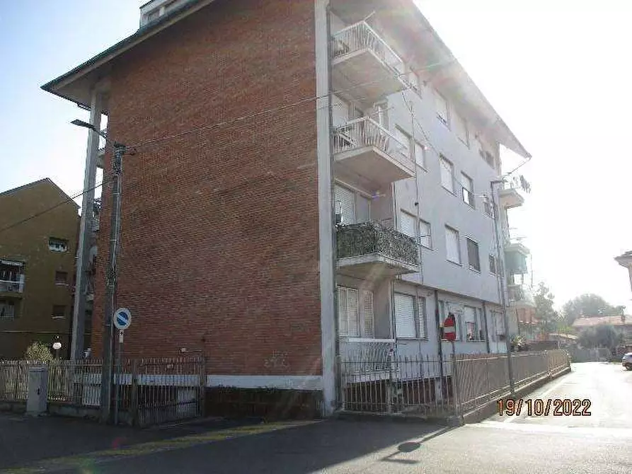 Immagine 1 di Appartamento in vendita  in Via Sardegna 7 a Limbiate