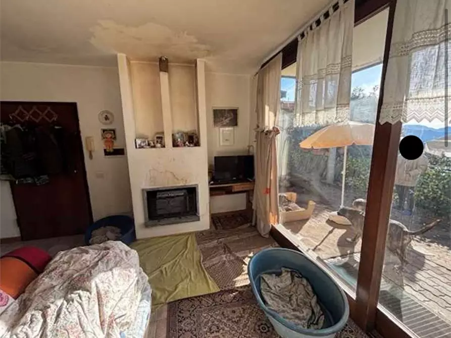 Immagine 5 di Appartamento in vendita  in Via solera  11 a Maccagno Con Pino E Veddasca