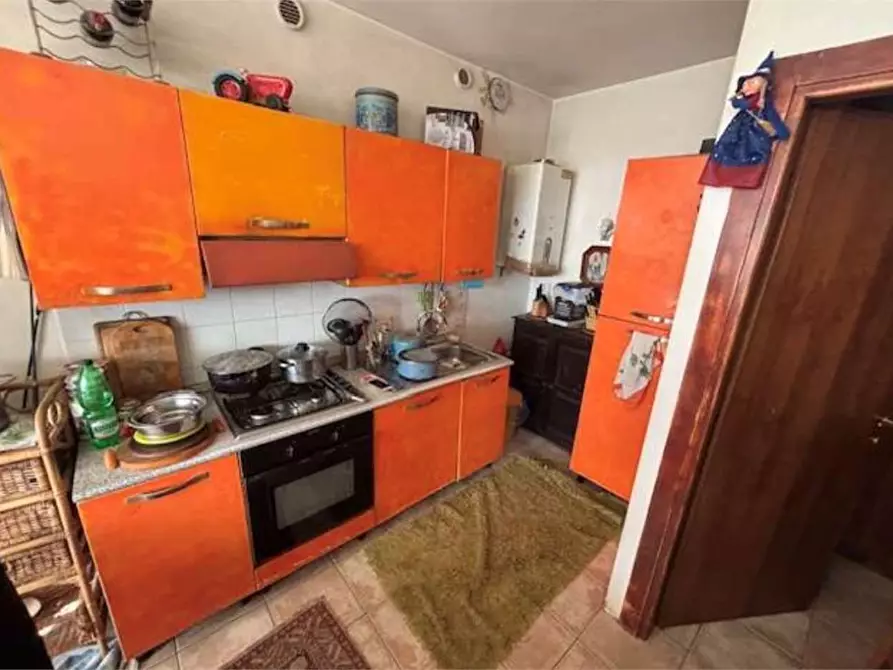 Immagine 6 di Appartamento in vendita  in Via solera  11 a Maccagno Con Pino E Veddasca