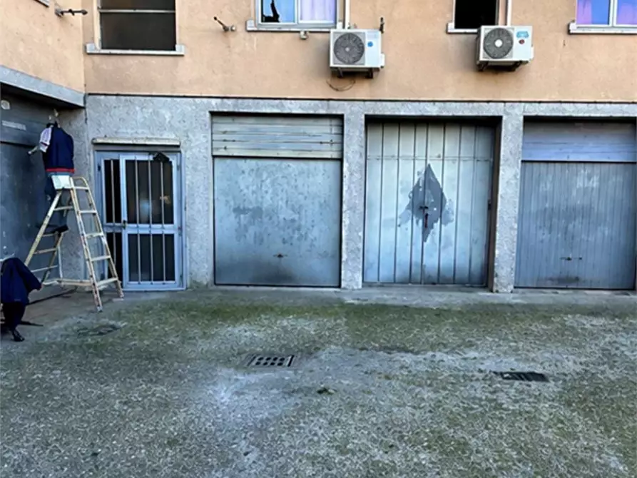 Immagine 12 di Appartamento in vendita  in Via Pier Luigi da Palestrina 17 a Lissone