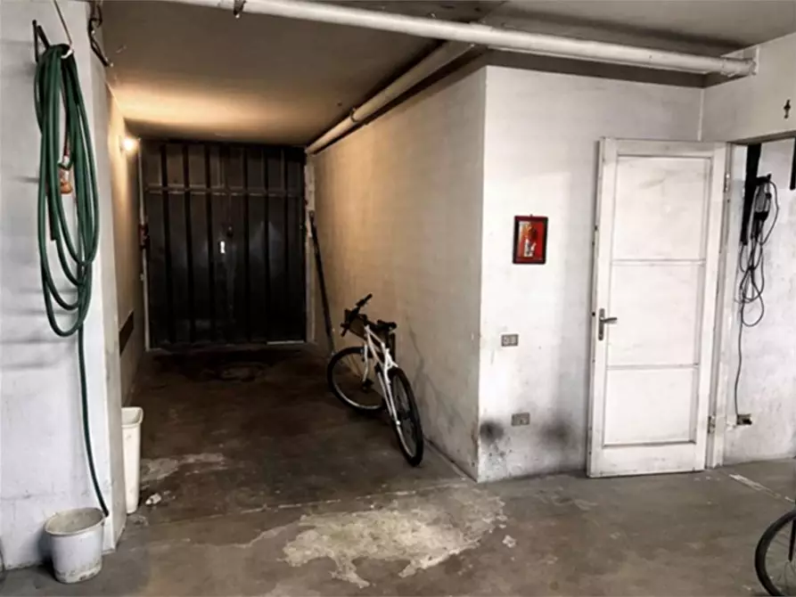 Immagine 14 di Appartamento in vendita  in Via Pier Luigi da Palestrina 17 a Lissone