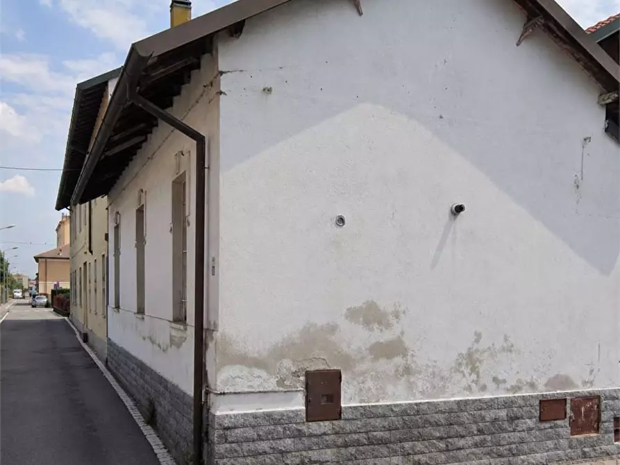 Immagine 1 di Appartamento in vendita  in Via 4 Novembre 4 a Muggiò