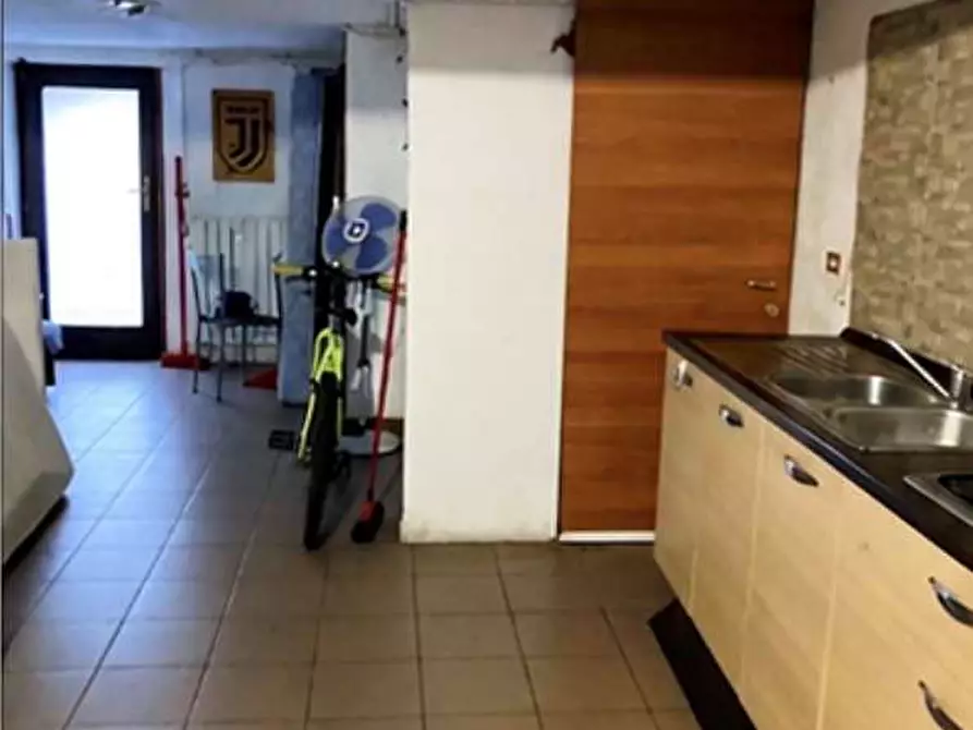 Immagine 4 di Appartamento in vendita  in Via Isola Borromeo 12 a Malnate