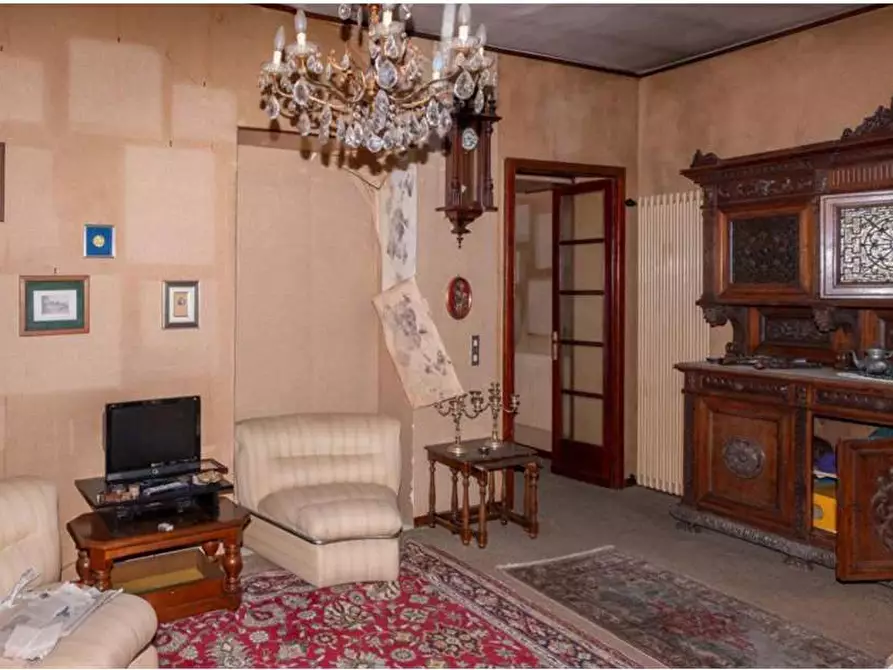Immagine 3 di Porzione di casa in vendita  in Largo Europa 2 a Caronno Varesino