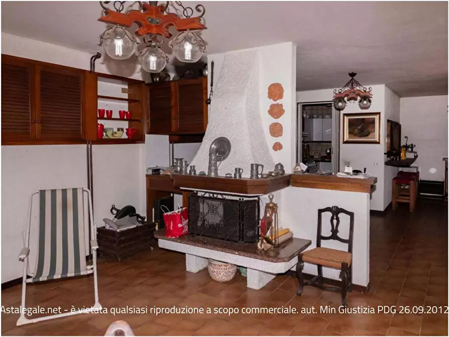 Immagine 8 di Porzione di casa in vendita  in Largo Europa 2 a Caronno Varesino