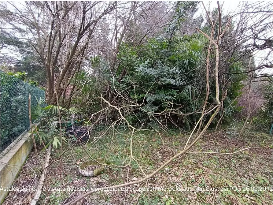 Immagine 27 di Porzione di casa in vendita  in Largo Europa 2 a Caronno Varesino