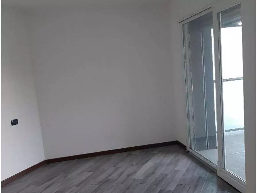Immagine 5 di Appartamento in vendita  in Via Amilcare Ponchielli a Castellanza