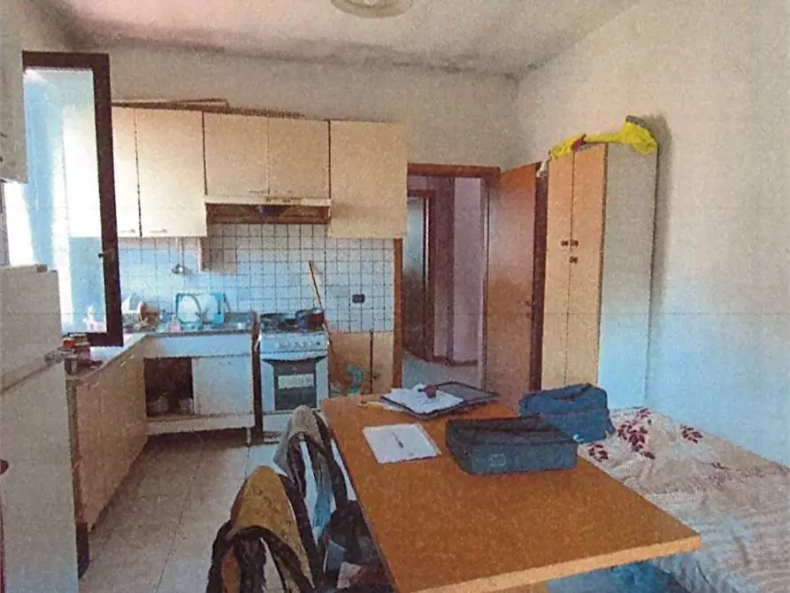 Immagine 13 di Appartamento in vendita  in Via Castiglioni 2 a Mozzate
