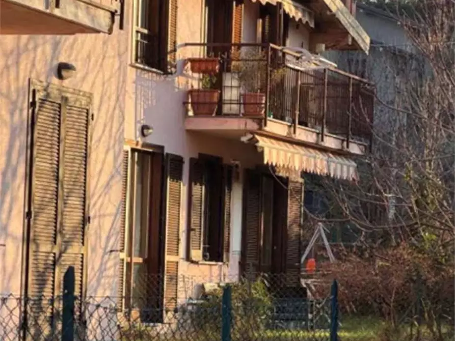Immagine 1 di Appartamento in vendita  in Via xx settembre  72 a Caravate