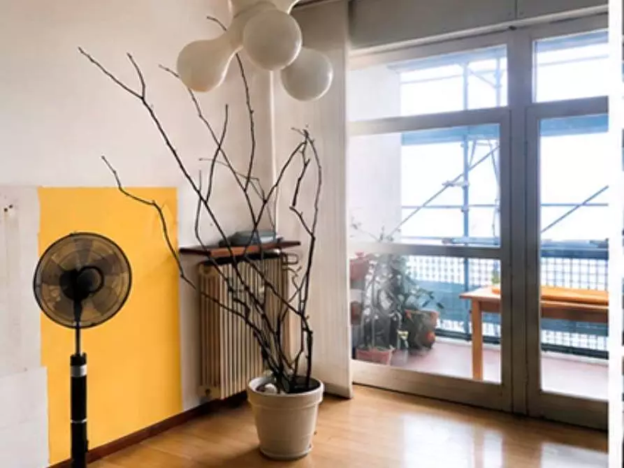 Immagine 2 di Appartamento in vendita  in Localita' Albate - Via Innocenzo Regazzoni 6 a Como
