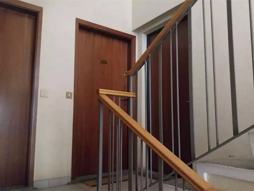 Immagine 5 di Appartamento in vendita  in Via Bettino Da Trezzo 12 a Milano