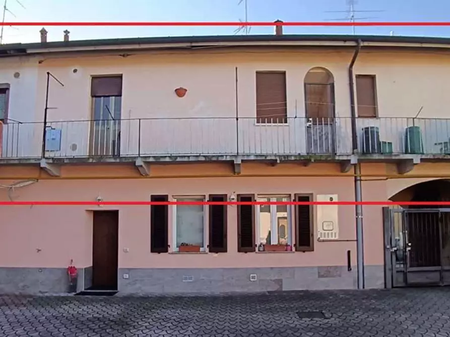 Immagine 1 di Appartamento in vendita  in Via palestro  18 a Busto Arsizio