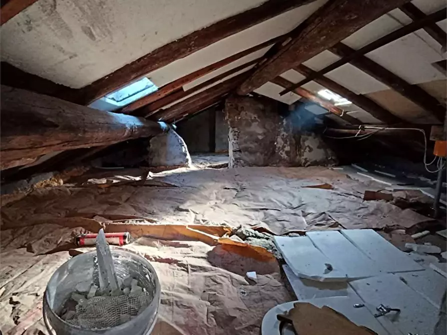 Immagine 9 di Appartamento in vendita  in Via palestro  18 a Busto Arsizio
