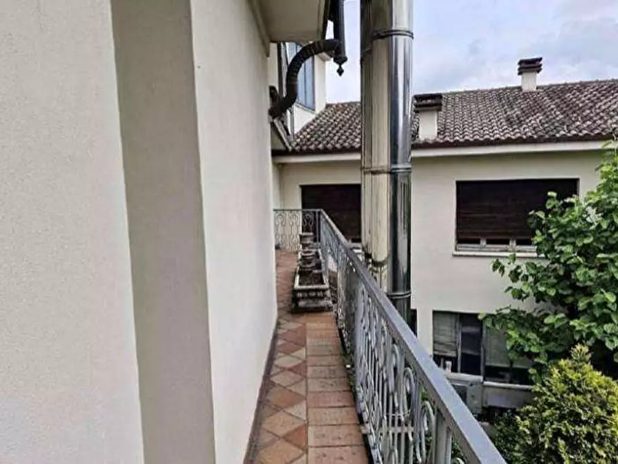 Immagine 5 di Appartamento in vendita  in Via sant'antonio 23 a Castano Primo