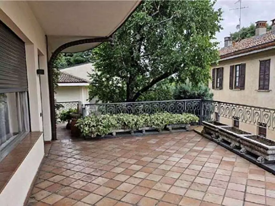 Immagine 10 di Appartamento in vendita  in Via sant'antonio 23 a Castano Primo