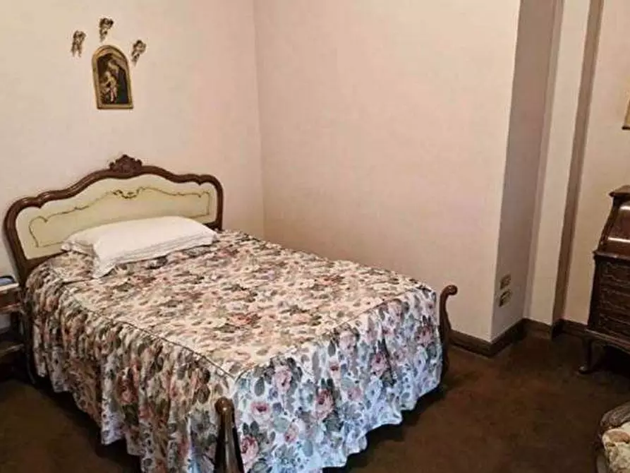 Immagine 13 di Appartamento in vendita  in Via sant'antonio 23 a Castano Primo
