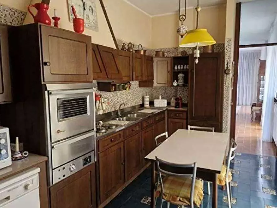 Immagine 14 di Appartamento in vendita  in Via sant'antonio 23 a Castano Primo
