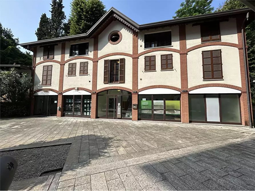 casa indipendente in vendita a Cantù