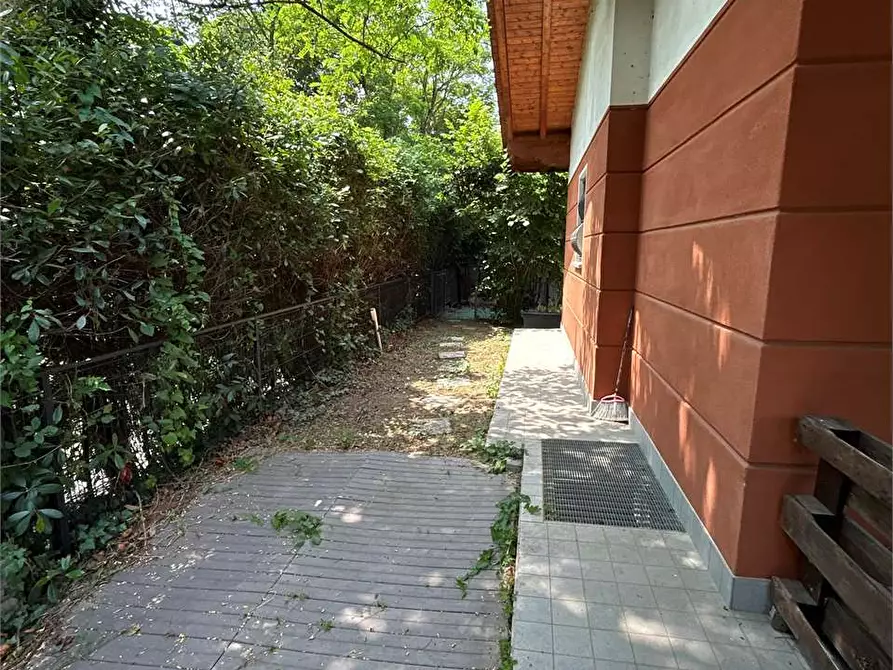 Immagine 20 di Villa in vendita  in VIA CATTANEO  10 a Cantù