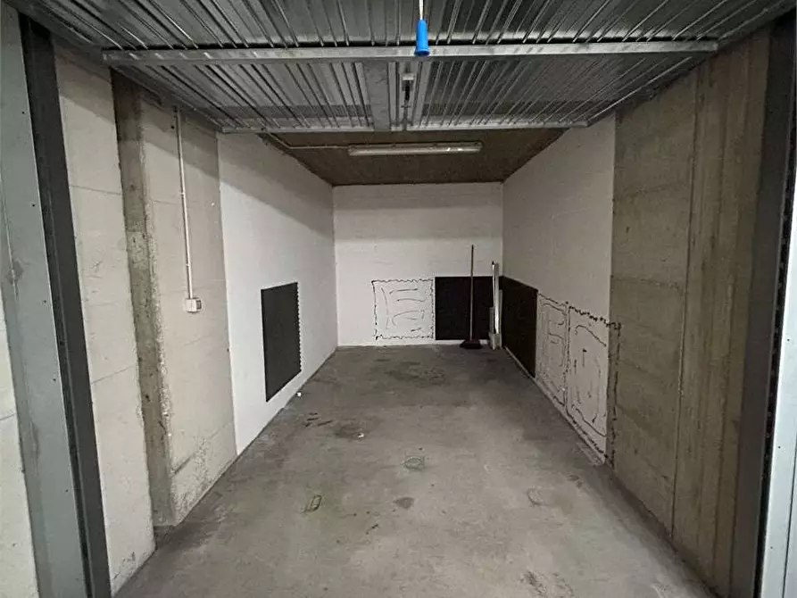 Immagine 28 di Villa in vendita  in VIA CATTANEO  10 a Cantù
