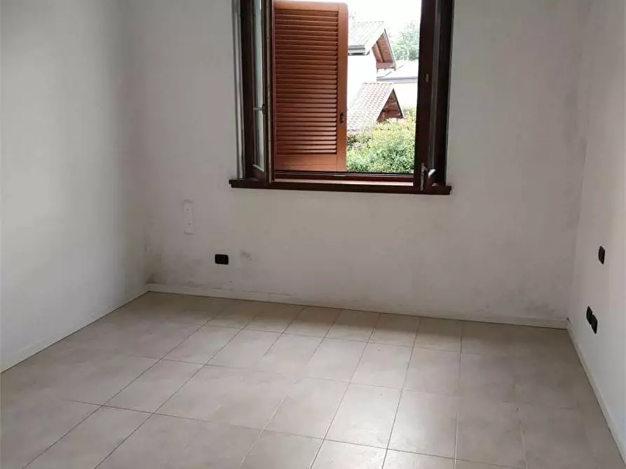 Immagine 41 di Villa in vendita  in VIA CATTANEO  10 a Cantù