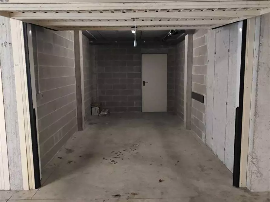 Immagine 42 di Villa in vendita  in VIA CATTANEO  10 a Cantù